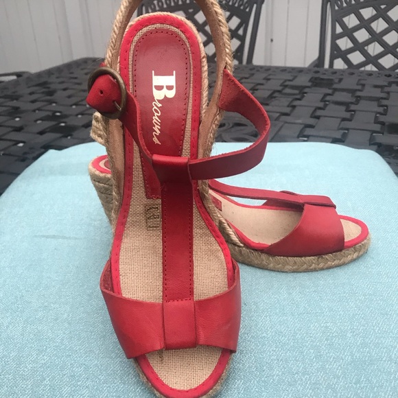 Sandals - Picture 2 of 7